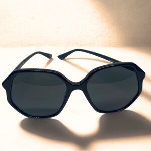 Gucci Black Geometric Sunglasses